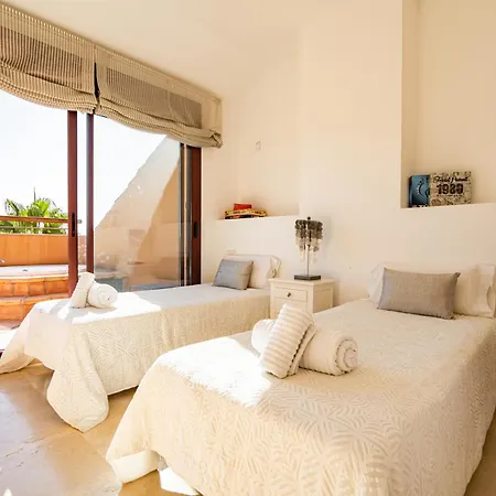 Lujoso Duplex 3 En Gran Bahia De Апартаменты